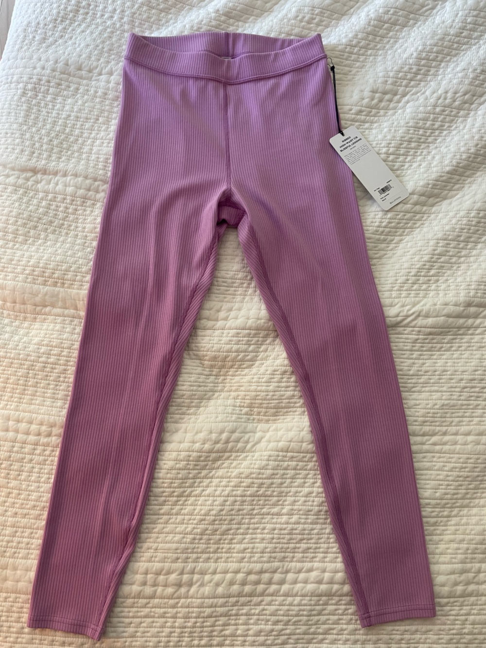 ALO Yoga Ribbed Leggings in Lavender